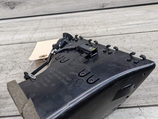 OEM BMW G30 G32 Front Left Driver Side AC Heat Air Vent Grille