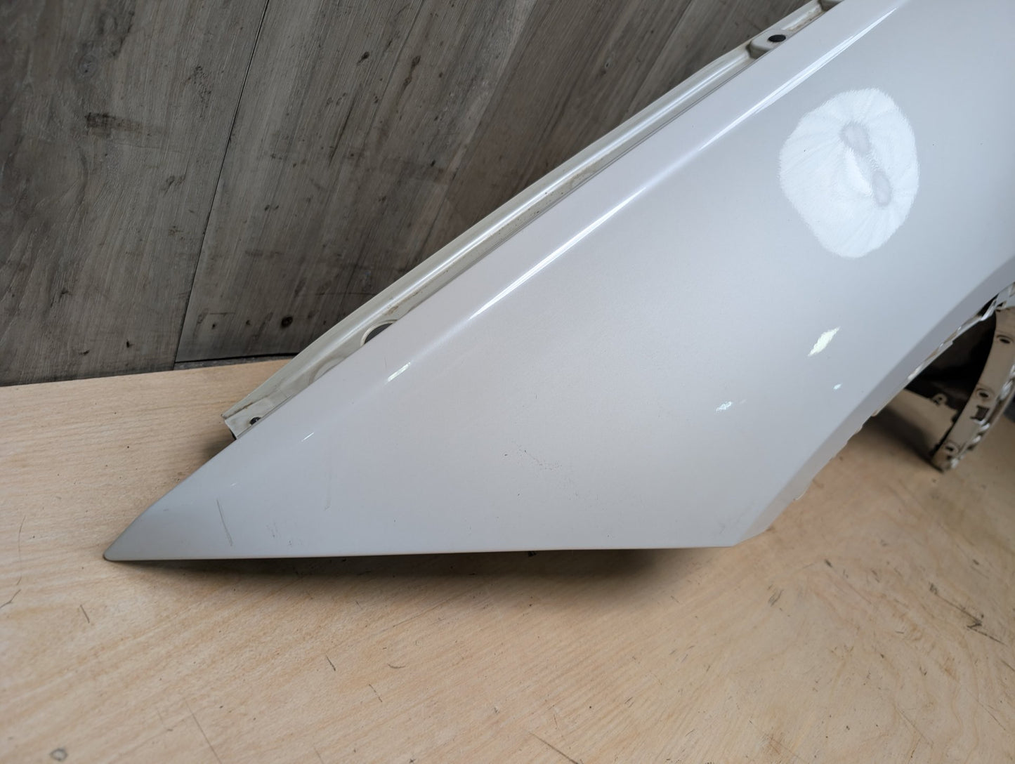 14-18 OEM BMW F15 X5 Front Left Driver Side Fender Panel White MINERALWEISS METALLIC (A96)