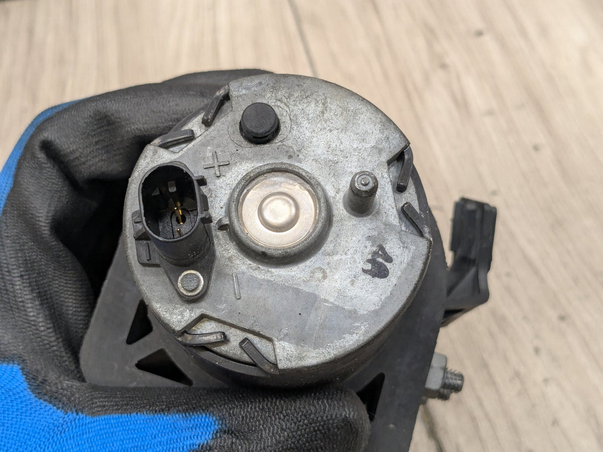 OEM Mercedes C207 W212 W218 W222 X166 M276 Engine Auxiliary Coolant Water Pump