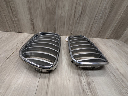 2011 - 2017 BMW X3 F25 Front Left Right Upper Bumper Cover Kidney Grilles SET 7210725 N20B20O0