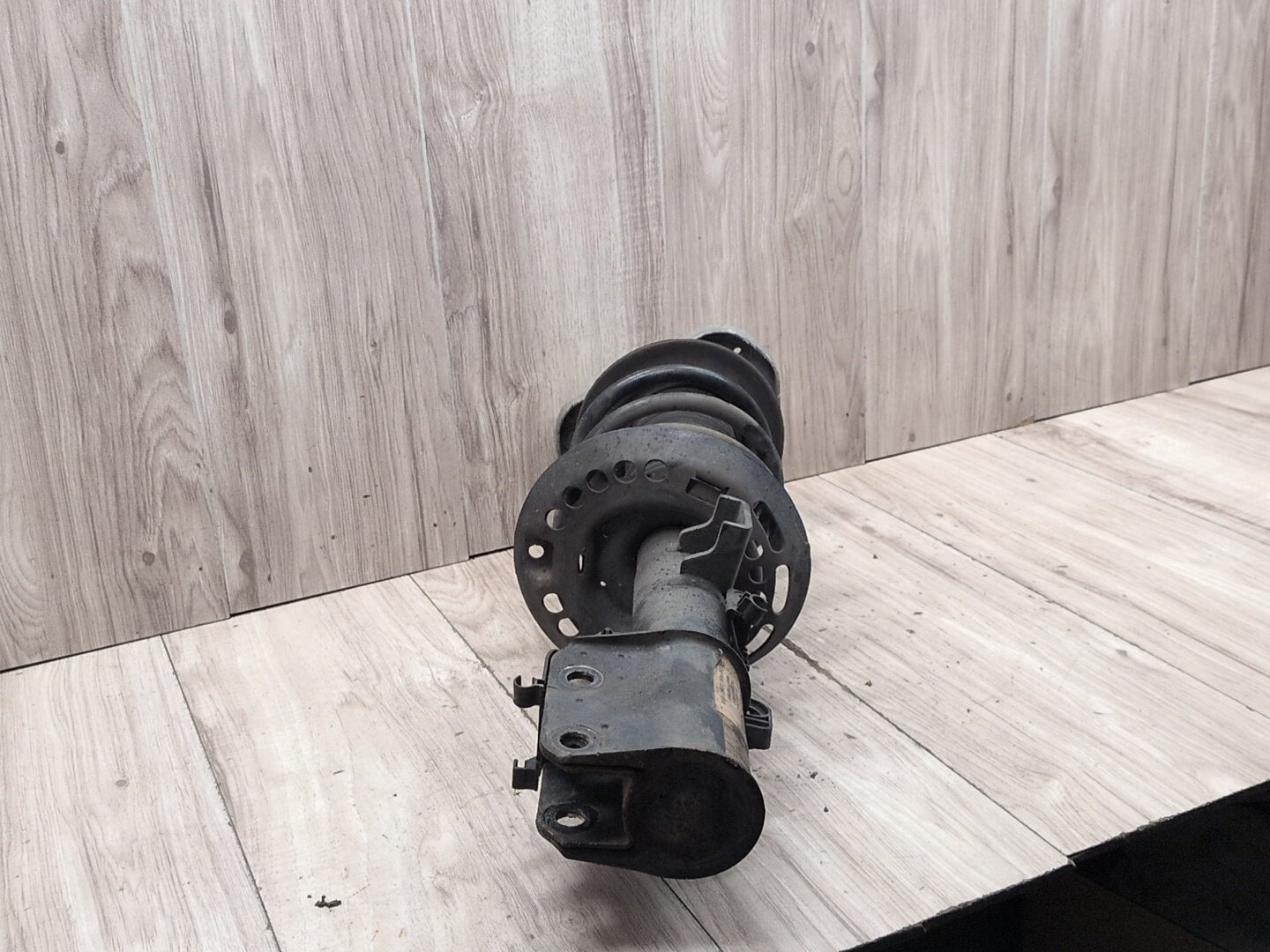 2009-2012 Mercedes-Benz E550 W212 Front Left Driver Spring Strut Shock Absorber A2123208913