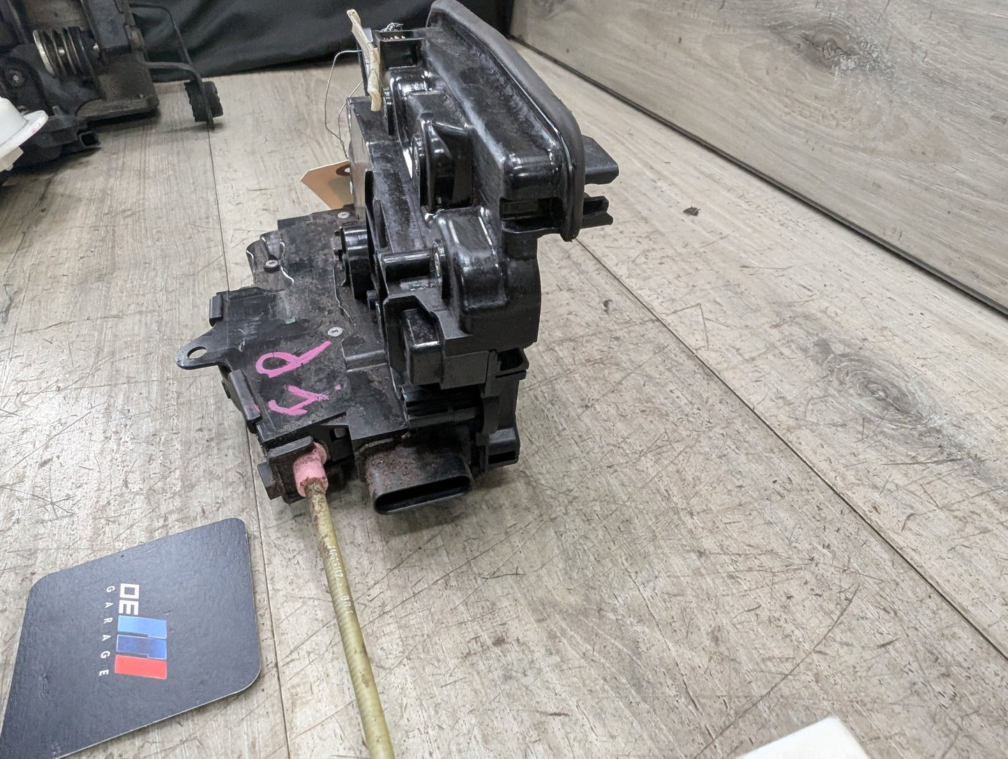 2017 BMW 740i G12 Front Right Passenger Door Latch Lock Actuator w/ Soft Close 2581894 16-22 OEM BMW G11 G12 FRONT RIGHT PASSENGER Door Lock Latch Actuator SOFT CLOSE