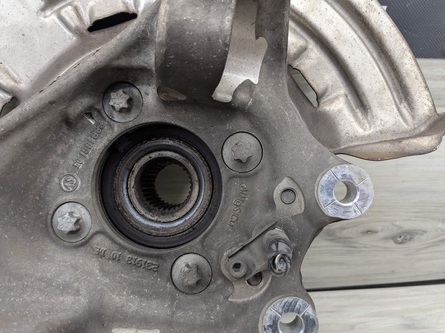 2018 BMW M2 F87 Rear Left Driver Spindle Knuckle w/ Bearing 2284795