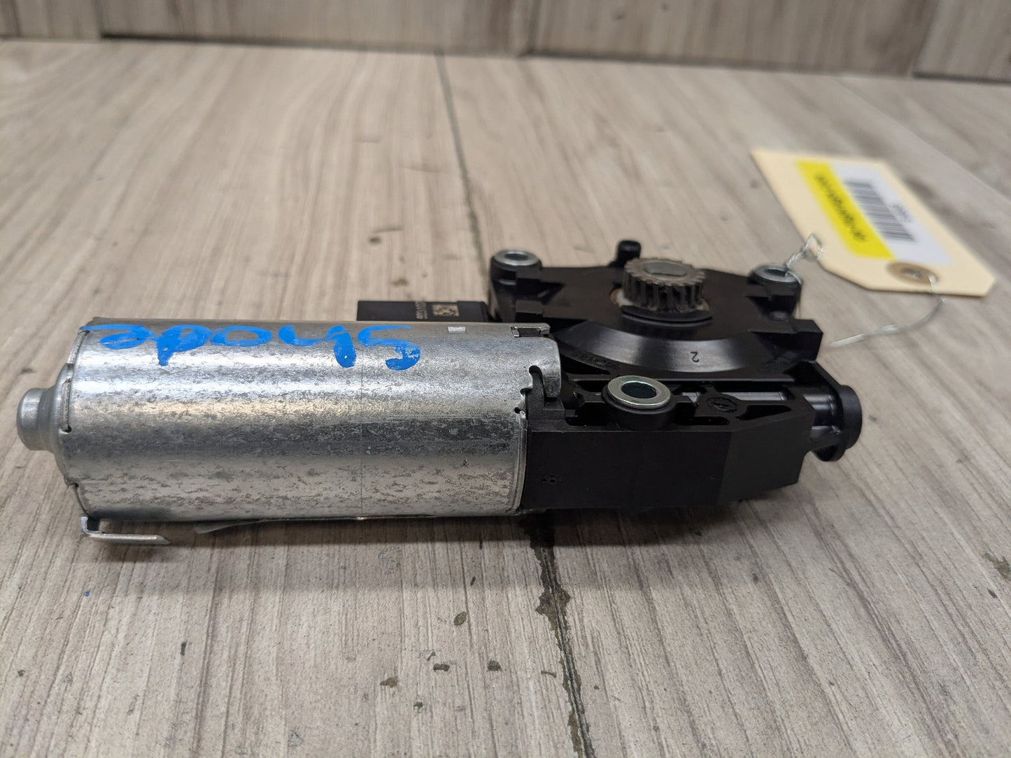 2019 BMW 330i G20 Sunroof Sun Roof Glass Motor 9290038 OEM BMW G20 G22 G26 G42 G80 G82 G87 M2 M3 M4 Sunroof Moonroof Motor Drive Unit