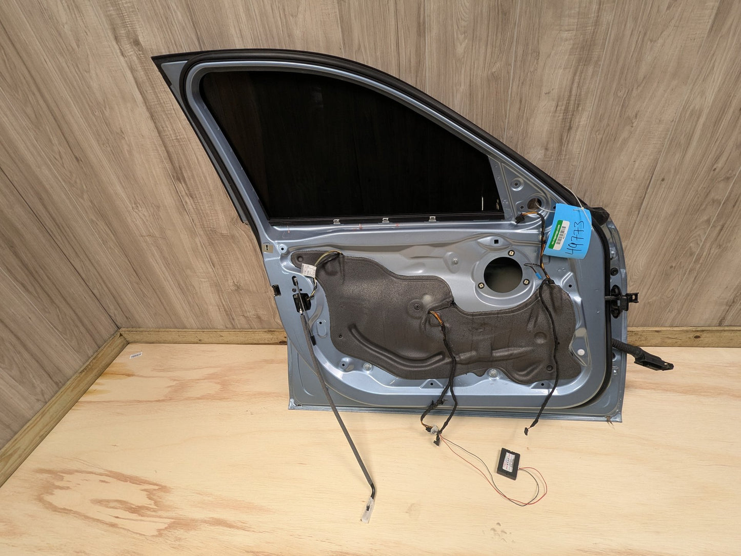 OEM BMW F30 F80 328 330 335 340 M3 Front Left Driver Door Shell Panel Blue B40 LIQUID BLUE METALLIC (B40)