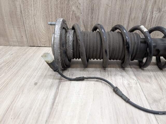 2018 BMW M550i G30 Rear Left Driver Spring Strut Shock Absorber 6867353 17-23 OEM BMW G30 M550 Rear Left Driver Side Spring Strut Shock Absorber VDC