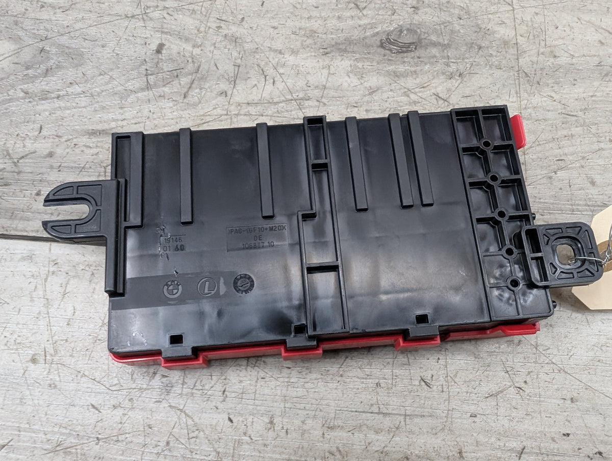 2017-2023 BMW M550i G30 Battery Positive Fuse Terminal 9353742 OEM BMW G11 G12 G14 G15 G16 G30 B+ Junction Terminal Power Relay Fuse Box OEM