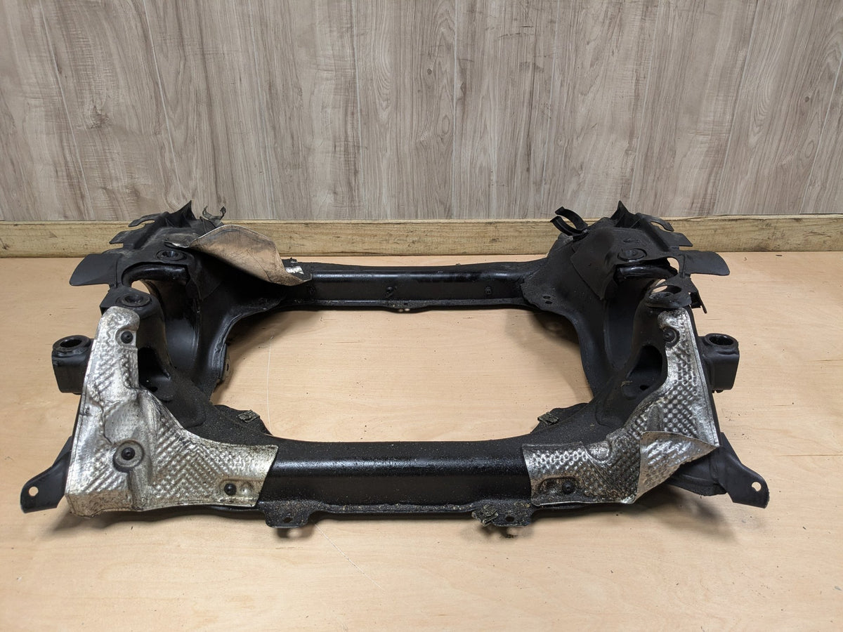 OEM Mercedes W212 E350 E550 4Matic Front Subframe Suspension Crossmember 197 (Obsidian black - Metallic finish)