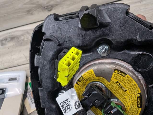 14-19 OEM BMW F15 F16 X5 X6 Front Driver Steering Wheel Airbag Air Bag Black