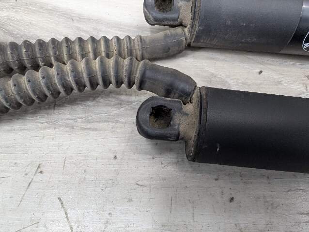 OEM BMW F15 F85 X5 X5M REAR Left Right Trunk Tailgate Shock Hatch Strut PAIR