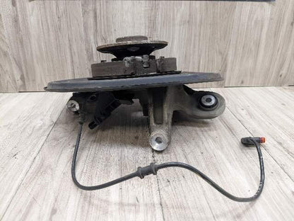 2014 Mercedes-Benz E550  Front Right Passenger Spindle Knuckle w/ Bearing 0