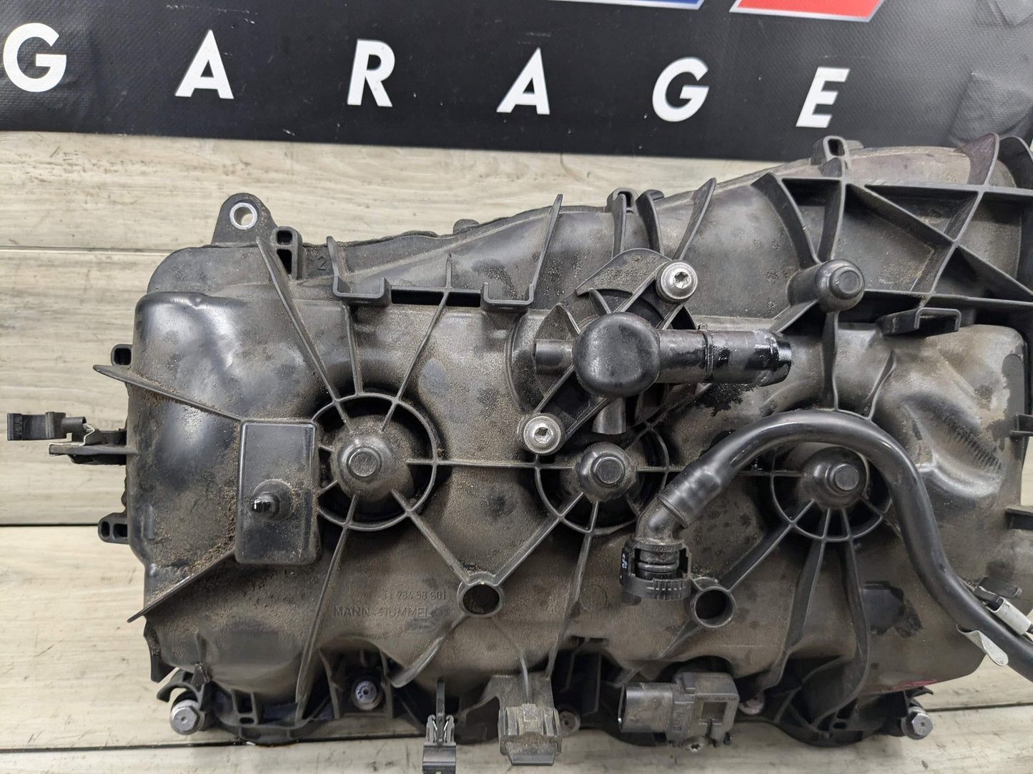 OEM BMW G01 G20 G26 G30 230 330 430 530 X3 Engine B46 Intake Manifold 8647975