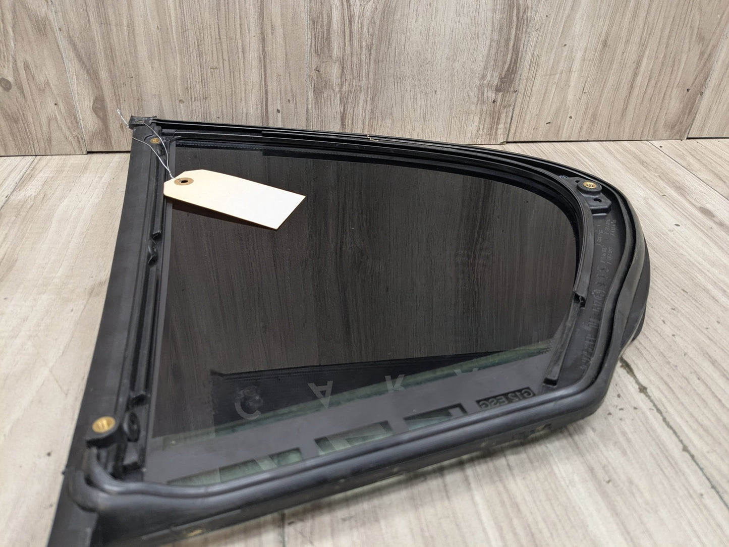 2020 BMW 740i G12 Rear Right Passenger Door Window Glass 7384218 16-22 OEM BMW G12 740 750 M760 B7 Rear Right Passenger Door Quarter Fixed Glass