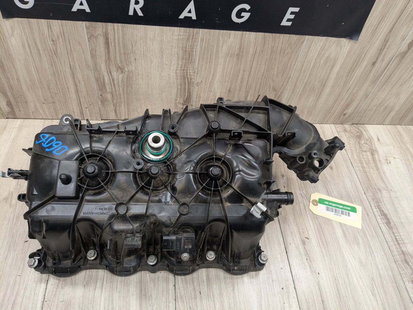 OEM BMW G01 G20 G26 G30 230 330 430 530 X3 Engine B46 Intake Manifold 8647975