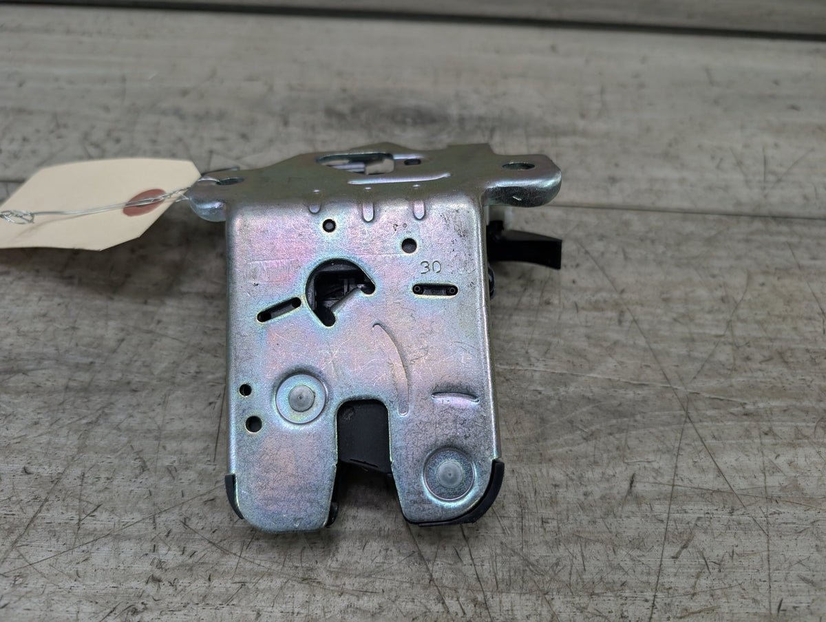 17-25 OEM AUDI A3 A4 A5 A6 A8 S3 S4 S5 S6 S8 Rear Trunk Lid Lock Latch Actuator