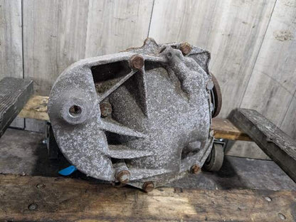 09-11 OEM BMW E90 E91 E92 E93 335d Diesel Rear Differential Axle Carrier 2.81