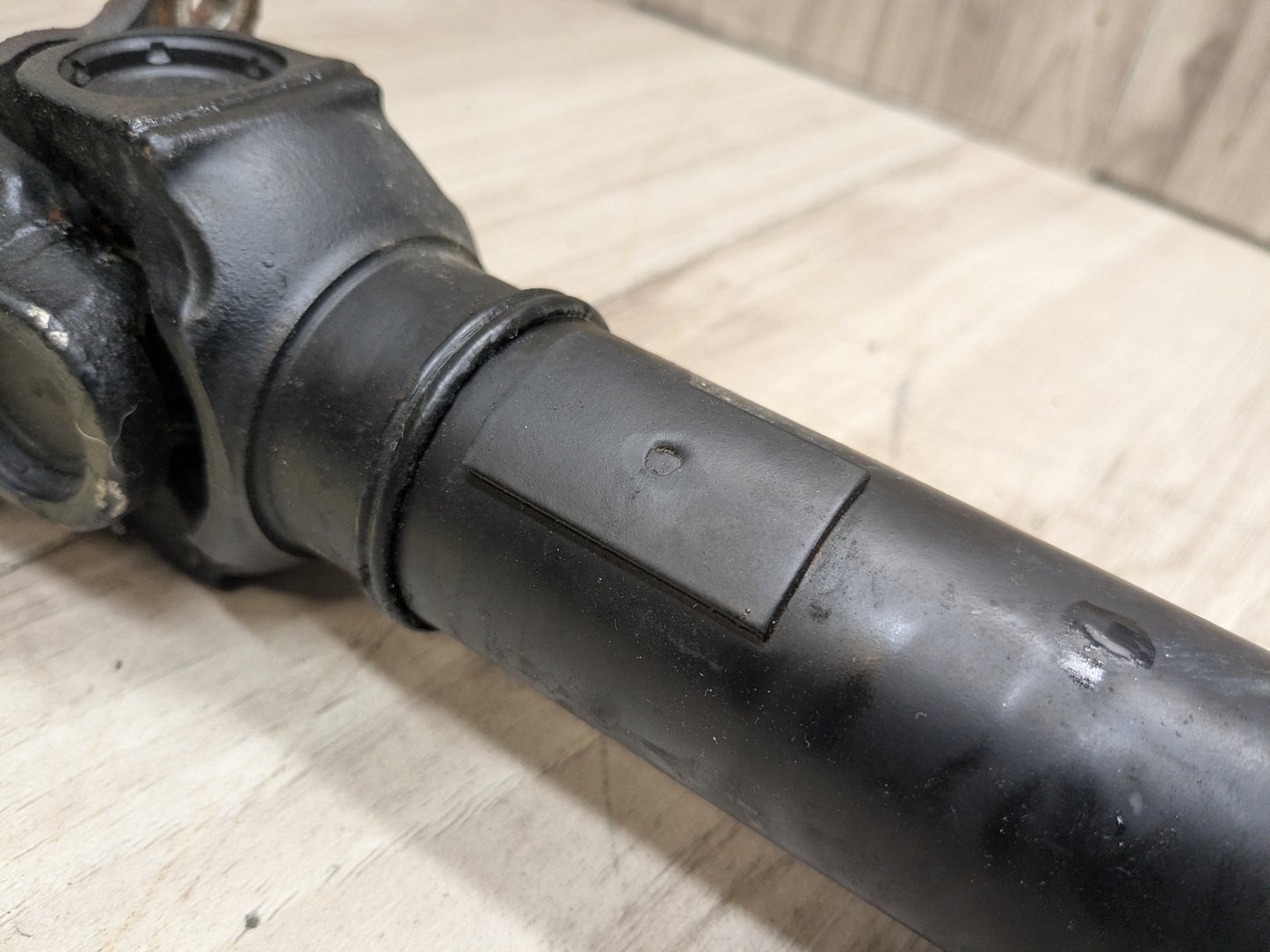 2020 BMW 740i G12 Front Propeller Driveshaft Drive Shaft 9425911 16-22 OEM BMW F90 G01 G12 G15 G16 G20 G30 M5 Drive Shaft Driveshaft Front Output