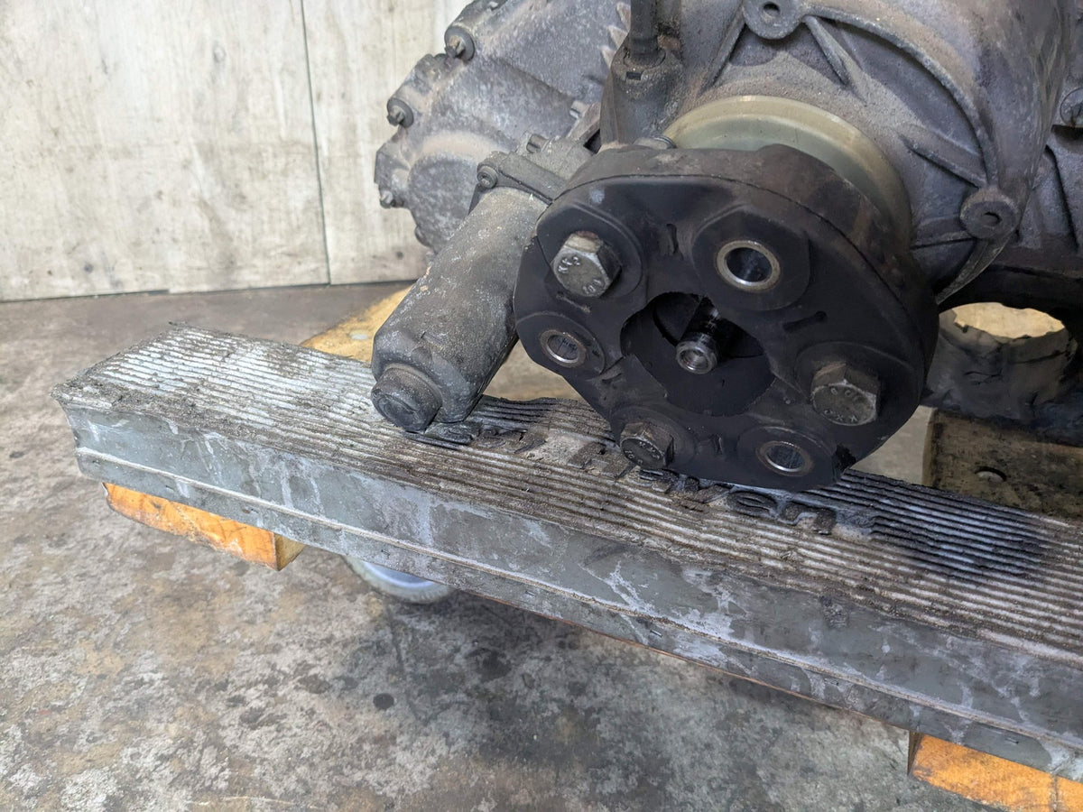 2012 BMW X5 E70 Transmission Transfer Case k 7599886
