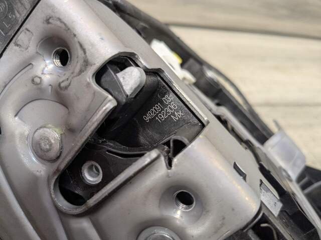 2019 BMW X3 G01 Front Left Driver Door Latch Lock Actuator 9492091