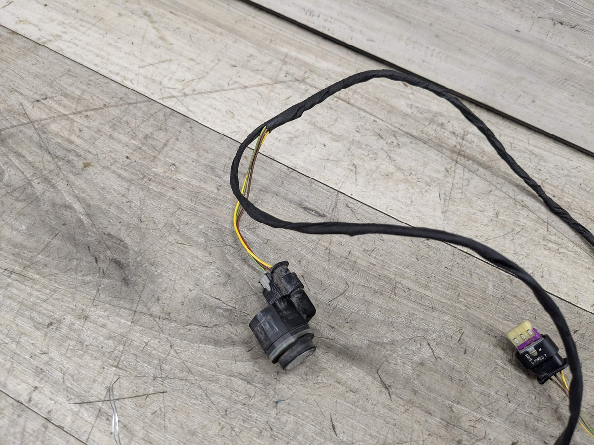 *NOTE* OEM BMW F02 750 Rear Parking Distance Sonic Sensors PDC Harness Silver