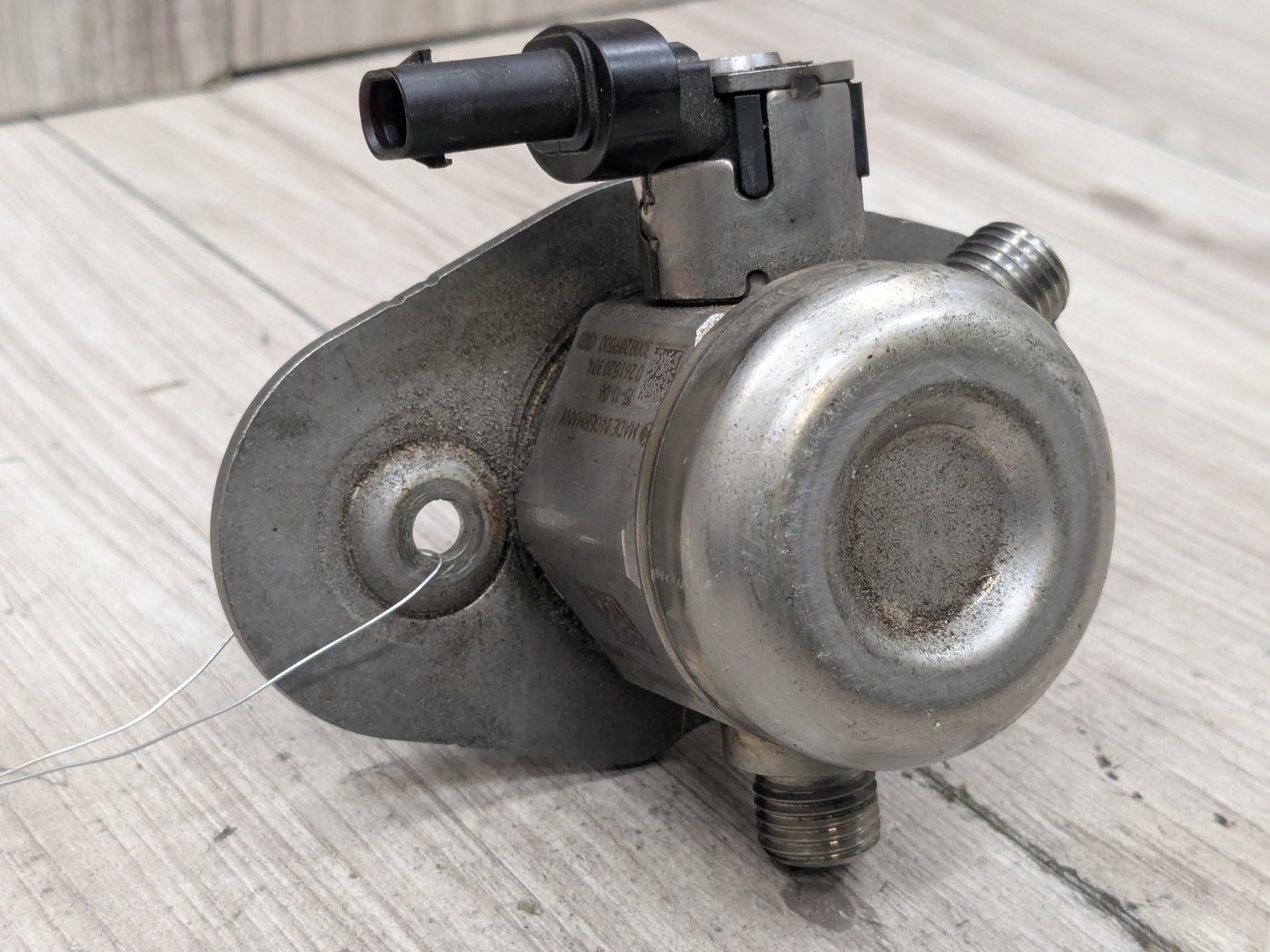 16-20 OEM BMW G11 G12 750 G30 M550 Engine N63R HPFP High Pressure Fuel Pump 1-4