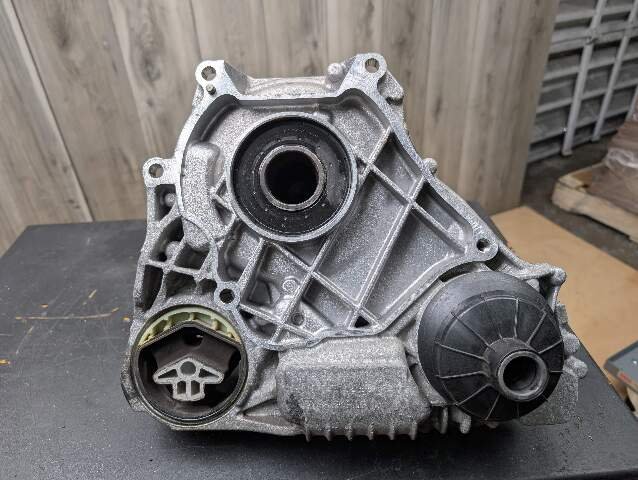 OEM BMW G06 G07 G11 G12 G20 G22 G30 Transmission Transfer Case Gearbox ATC13