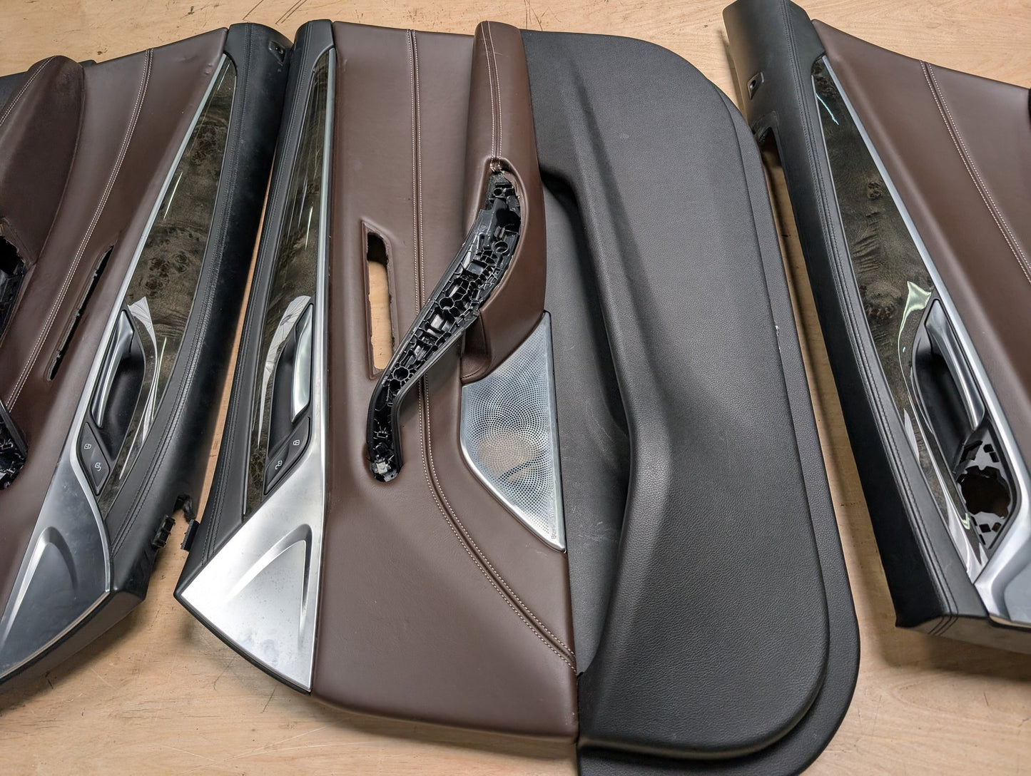 17-20 OEM BMW G30 Front Rear Interior Trim Door Panels SET Leather Brown