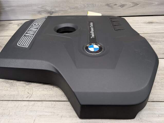 2018 - 2024 BMW X3 G01 Engine Cover 8657035