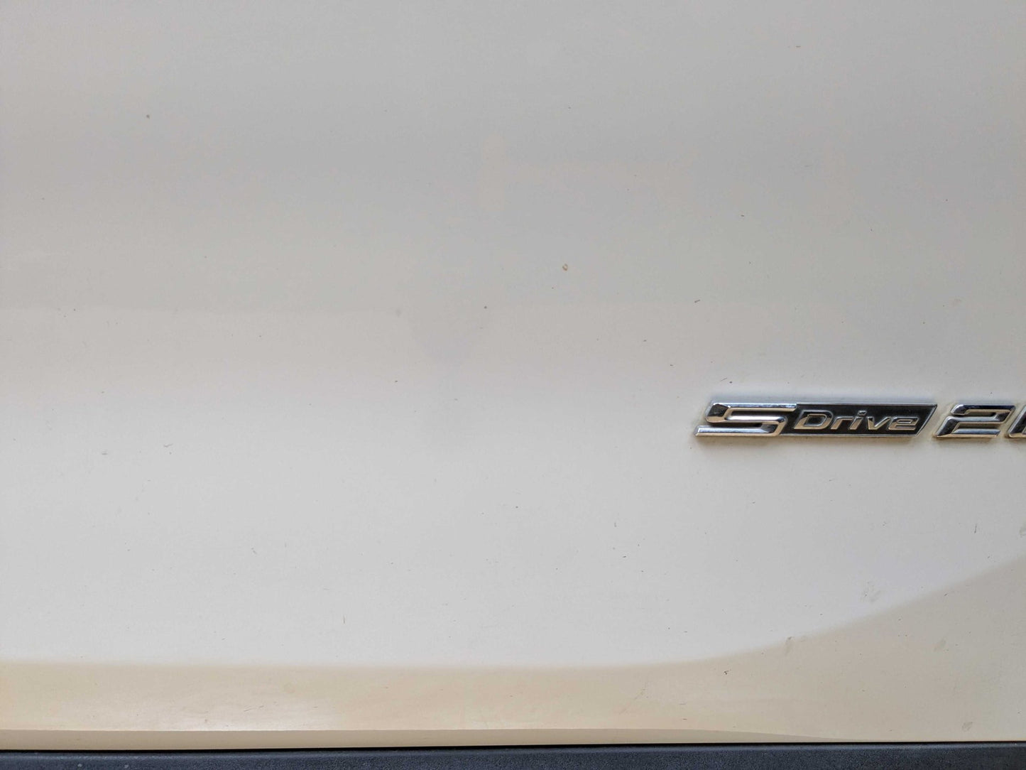 *16-22 OEM BMW F48 X1 28i 28iX Front Right Passenger Door Shell Panel White A96 MINERALWEISS METALLIC (A96)