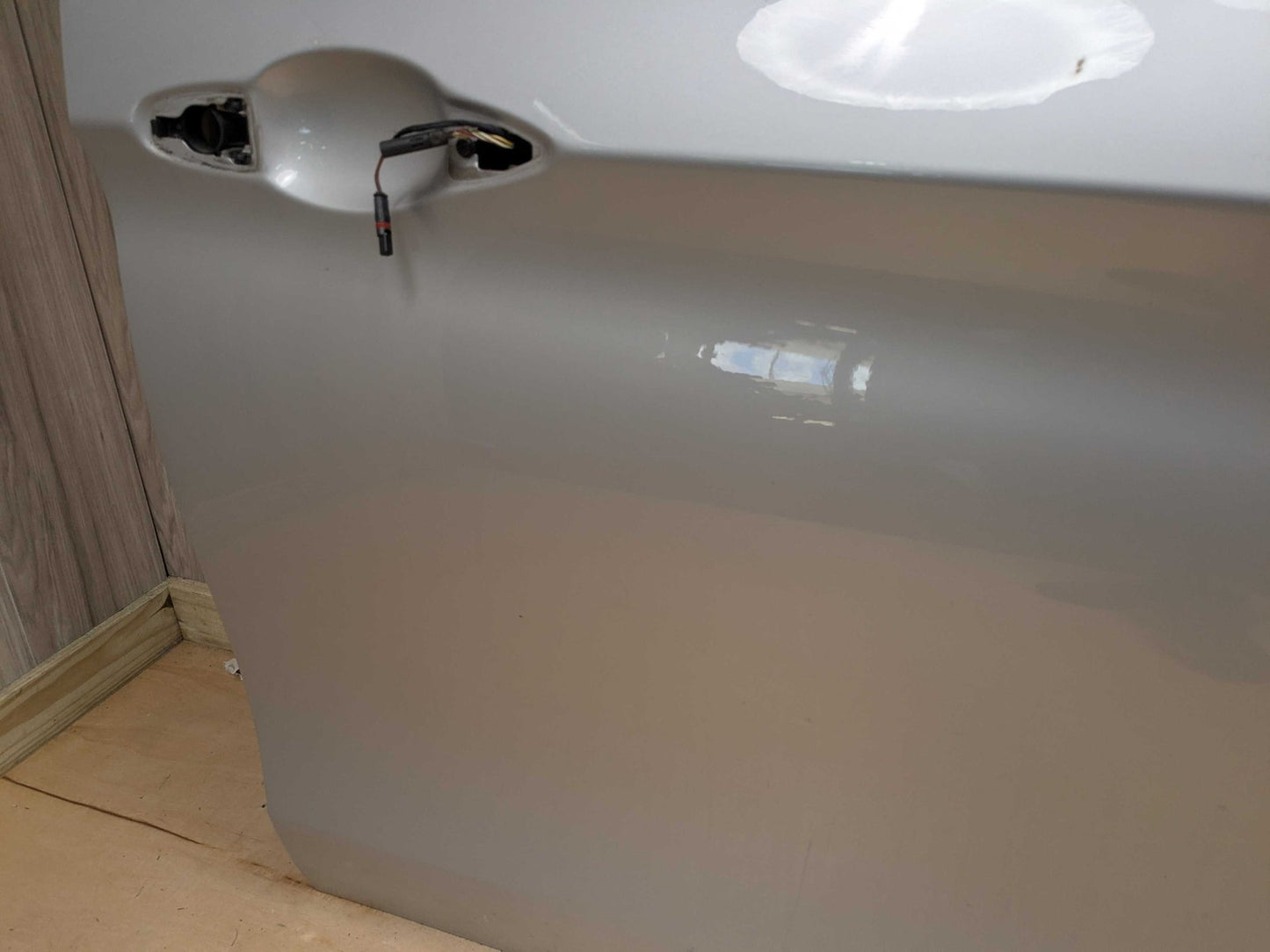 15-19 OEM BMW F16 X6 F86 X6M Front Right Passenger Door Shell Panel Silver A83 Silver GLACIERSILBER METALLIC (A83)
