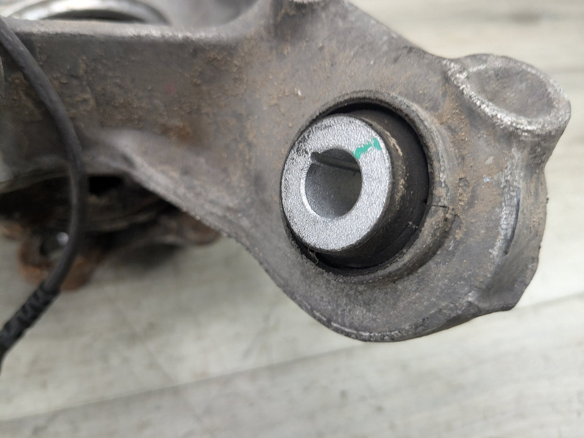 2021 BMW M340i G20 Rear Left Driver Spindle Knuckle w/ Bearing 6899305 19-25 OEM BMW G20 330 M340 REAR Left Driver Knuckle Wheel Hub Spindle Bearing OEM