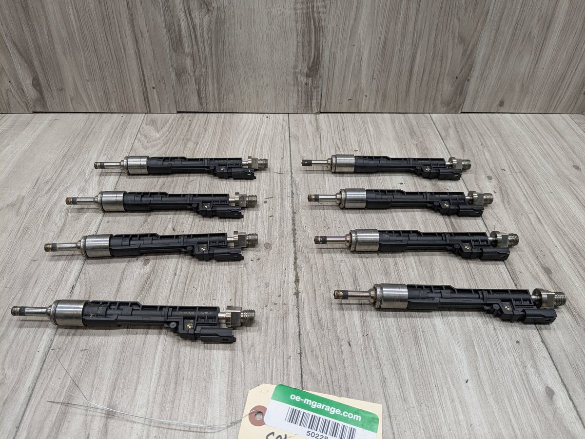 2016 BMW 750i G12 Engine Motor Fuel Injector SET 8638255 19-24 OEM BMW G12 G30 M550 750 Engine N63R High Pressure Fuel Injector SET