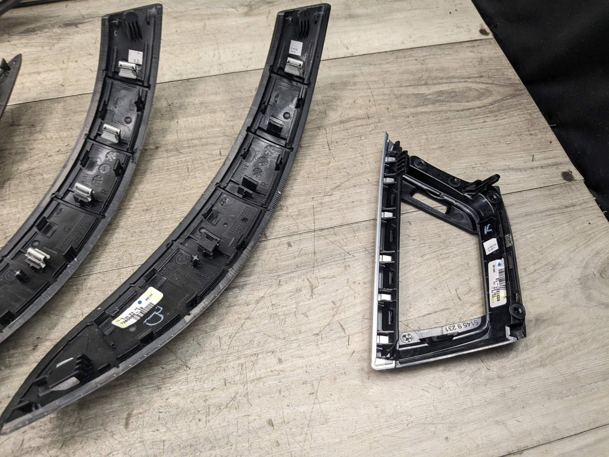 2015 BMW 328i F31 Front Rear Left Right Interior Door Panel Trims SET 9231229 ENGINE COOLANT PUMP: The elec rical connec or o he engine coolan pump could become damaged. Small drops o liquid rom he posi i e crankcase en ila ion (PCV) sys em could drip dow