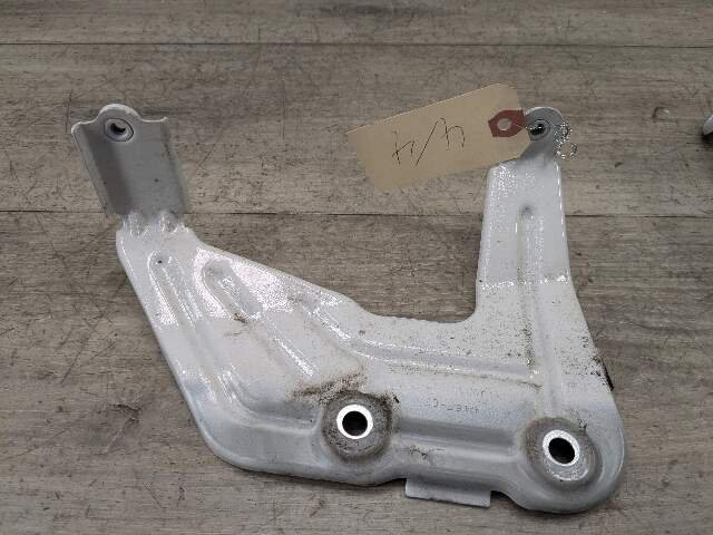 18-24 OEM BMW G01 G02 F97 F98 X3 X4 Left Driver Fender Wing Holder Bracket SET