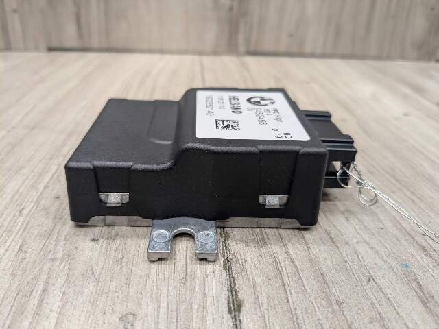 17-24 OEM BMW G01 G05 G12 G20 G22 G42 G30 G80 G82 Fuel Pump Control Module Unit