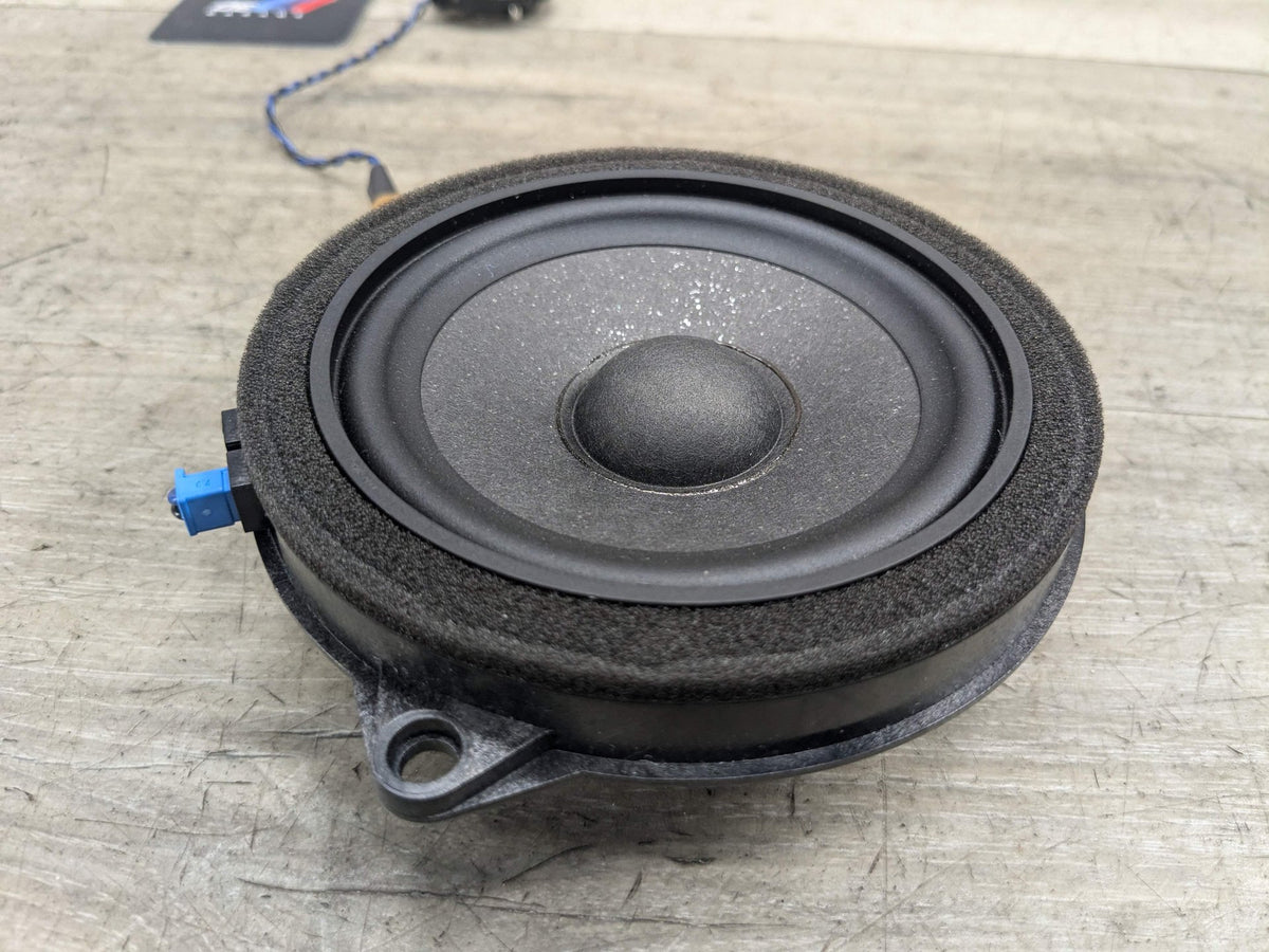2018-2024 BMW X3 G01 Speakers SET 6809629 Recall or rear cargo rail OEM