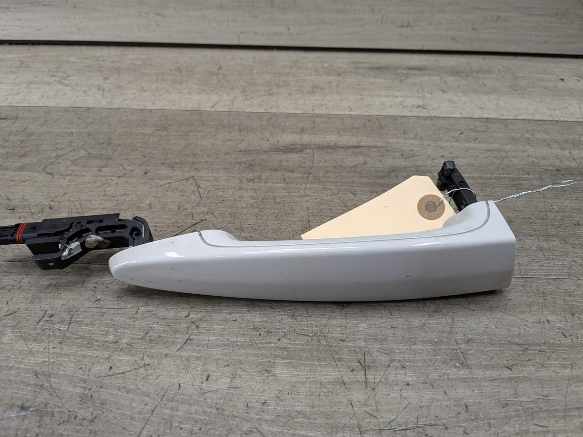 OEM BMW F22 F30 F36 F32 M2 M3 M4 COMFORT ACCESS Right Passenger Door Handle