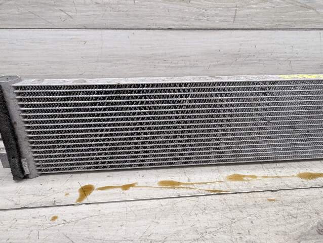 *OEM BMW G11 G12 G30 Automatic Transmission Oil Cooler