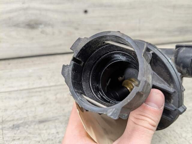 OEM BMW F15 F16 F23 F30 F32 F33 F36 Engine N55 Water Coolant Thermostat Housing