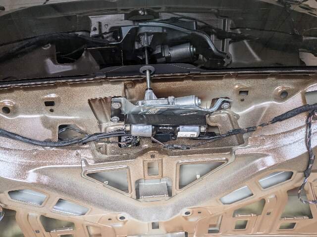 16-22 OEM BMW F48 X1 28i 28iX Rear Liftgate Tailgate Trunk Lid Door Shell Bronze