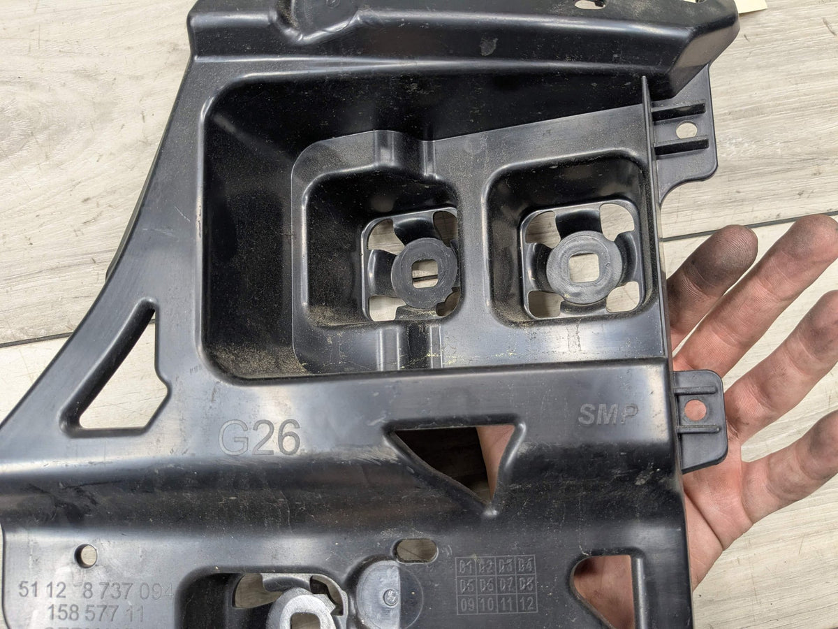 22-24 OEM BMW G26 430 M440 Right Passenger Side Corner Mount Bracket Support