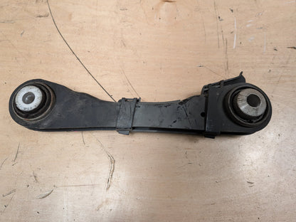 2016-2017 BMW 750i G12 Rear Left Driver Control Arms SET 6870535