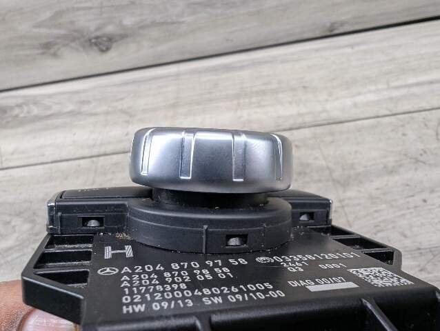 OEM Mercedes W204 W207 W212 Center Console Head Unit Controller Knob Switch
