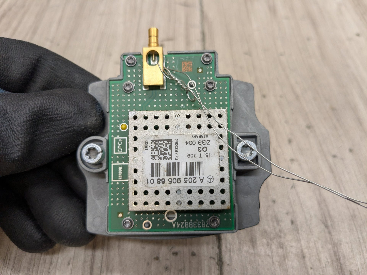 2015-2021 Mercedes-Benz C43 W205 Antenna Telematics Control Module A2059056801