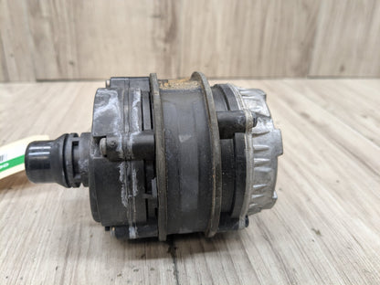 2015-2021 Mercedes-Benz C43 W205 Auxilary Water Coolant Pump A0392024050 OEM
