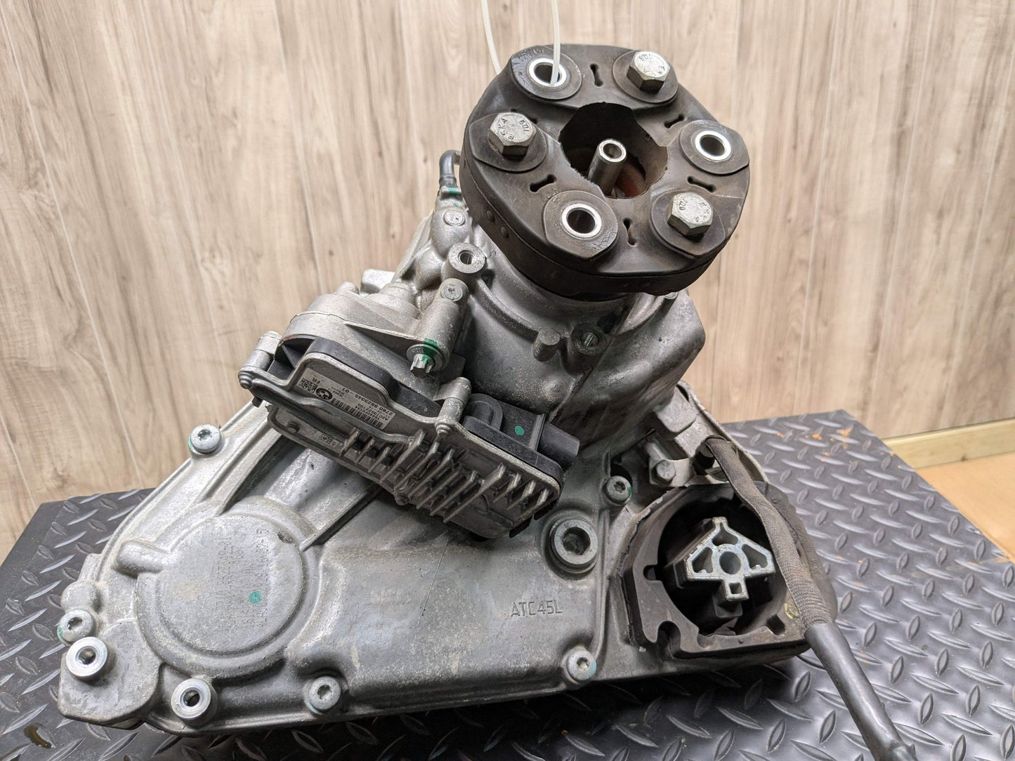 2015 BMW X6 Transmission Transfer Case 129925k 8623349