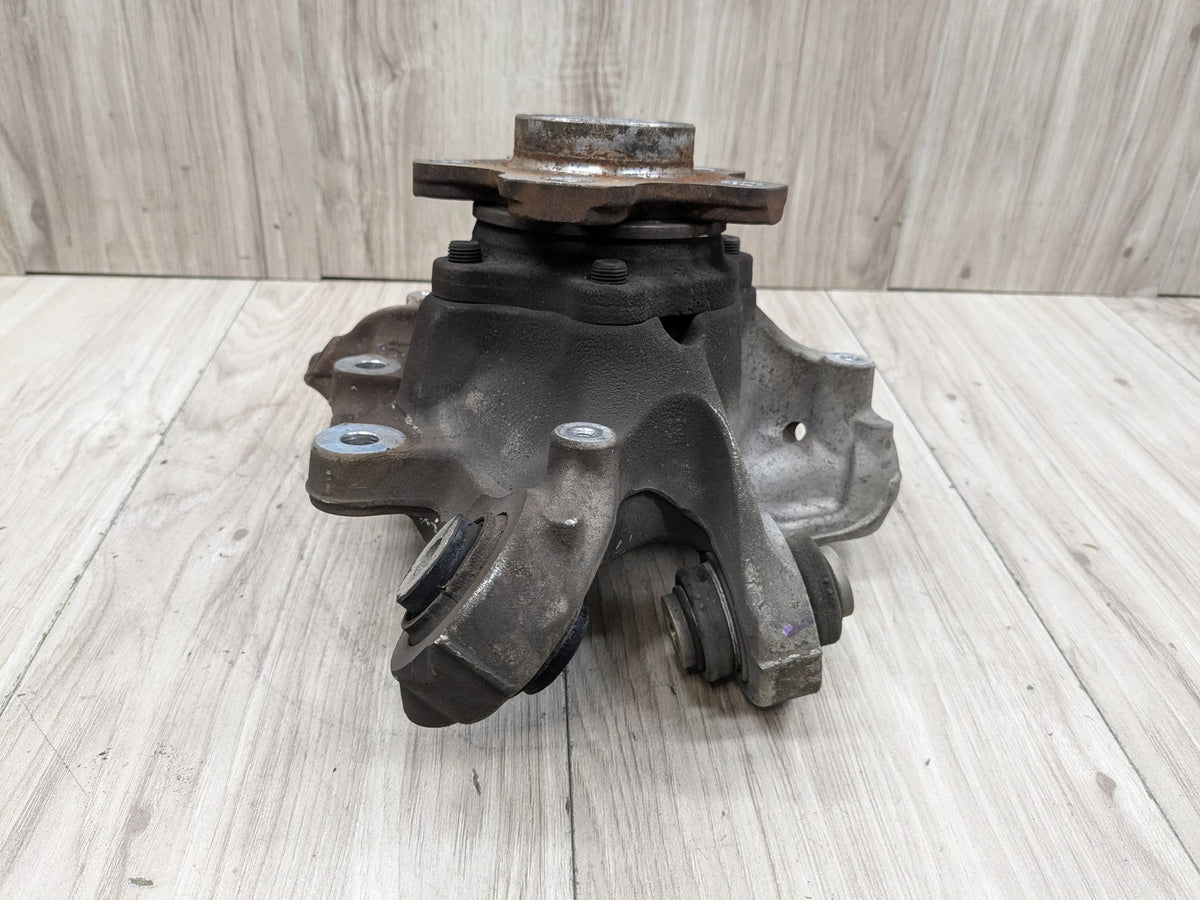 OEM BMW G01 X3 30i 30iX M40iX REAR Left Driver Knuckle Wheel Hub Spindle Bearing