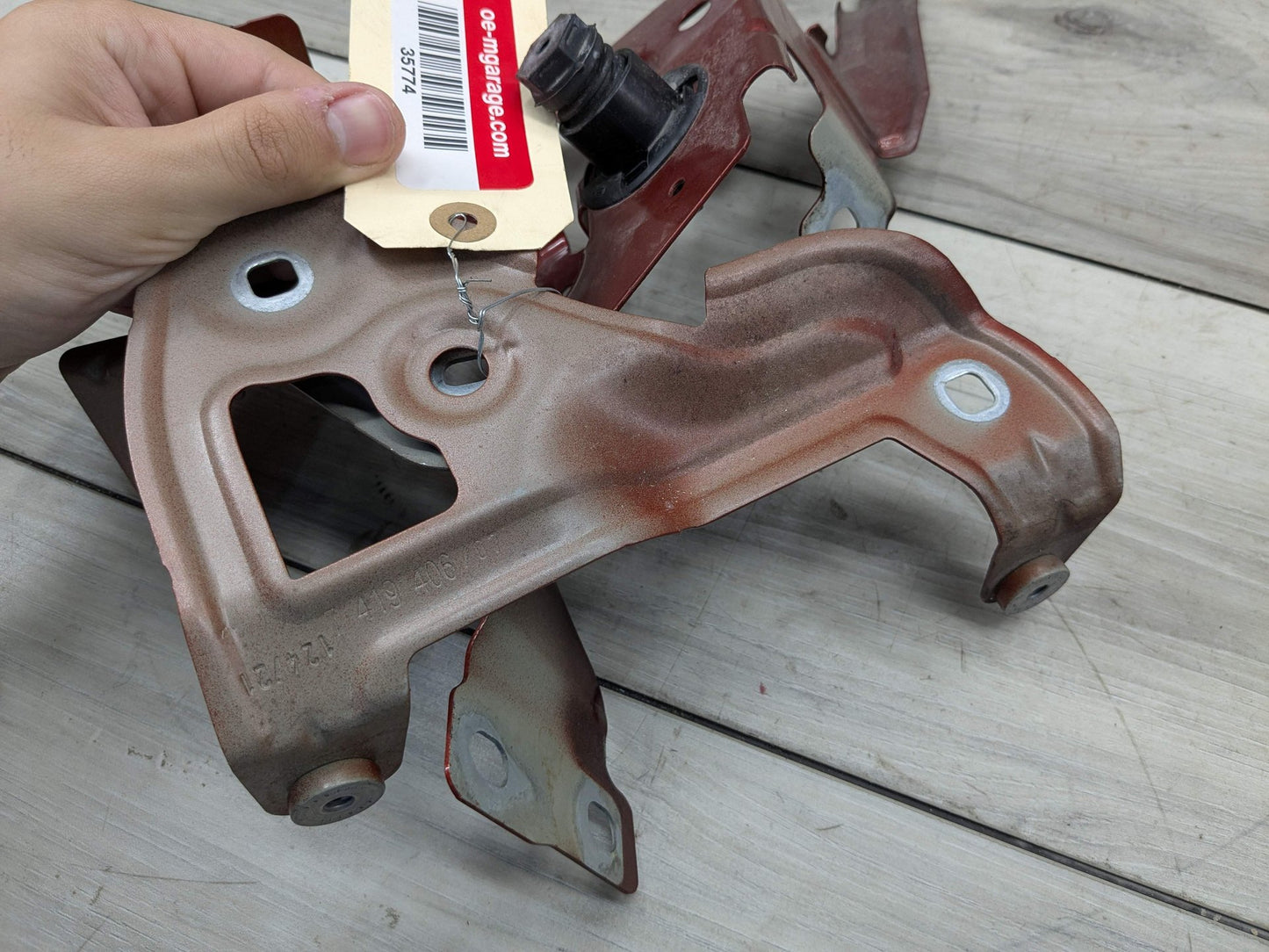 19-24 OEM BMW G20 330 M340 Front Right Passenger Side Fender Holder Bracket SET