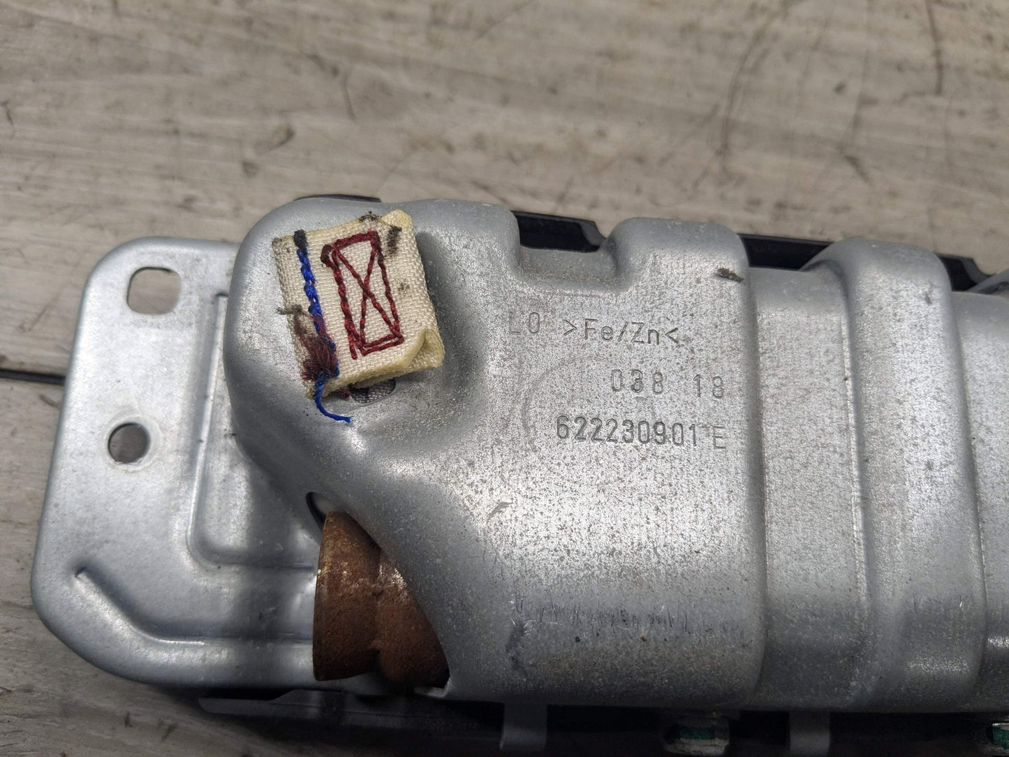 OEM BMW F39 F48 X1 X2 F54 F57 F60 Front Right Passenger Knee Lower Dash Airbag