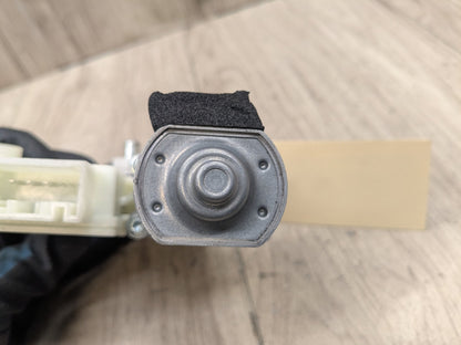 2019 BMW 330i G20 Front Left Driver Door Window Glass Regulator Motor 8495865 19-24 OEM BMW G20 G80 330 M340 Front Left Driver Door Window Regulator Motor